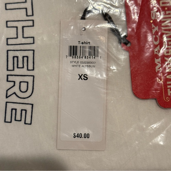 Macy’s Thanksgiving Day Parade Full Sleeve T-Shirt Unisex White XS NWT Souvenir - Picture 10 of 10